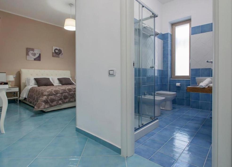 Ad Maiora Bed & Breakfast ซาแลร์โน ภายนอก รูปภาพ