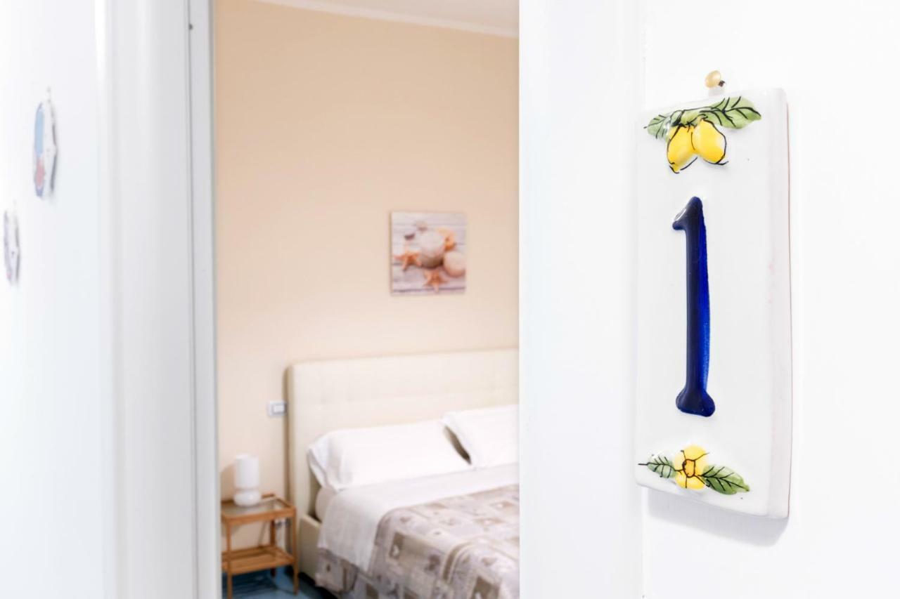 Ad Maiora Bed & Breakfast ซาแลร์โน ภายนอก รูปภาพ