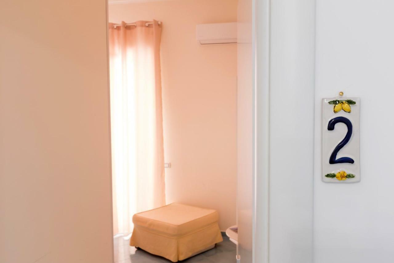 Ad Maiora Bed & Breakfast ซาแลร์โน ภายนอก รูปภาพ